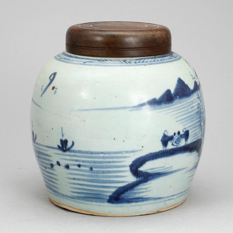 KRUS, porslin, Kina, 1800-tal.