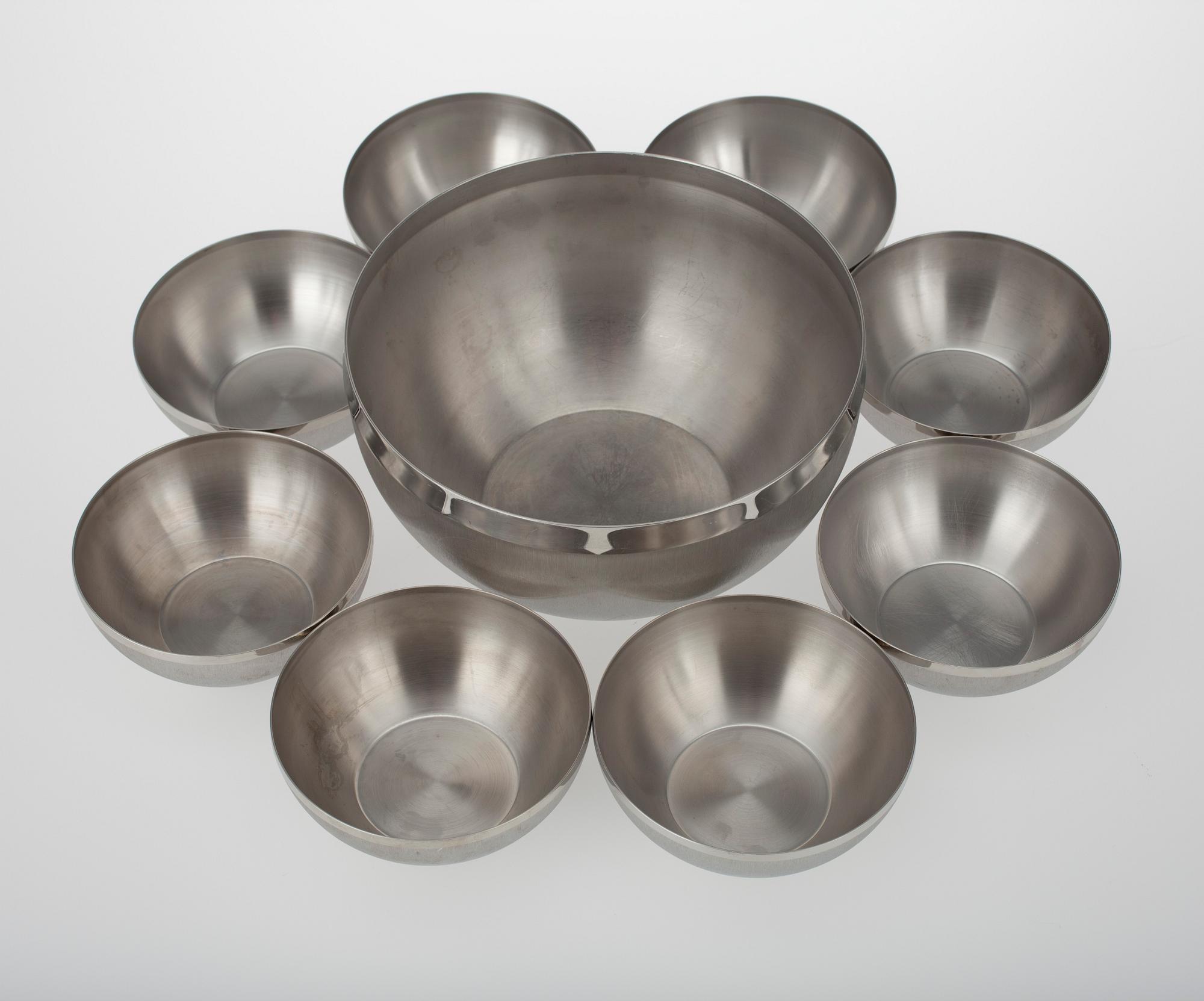 SERVERINGSSKÅL samt DESSERTSKÅLAR, 8 st, rostfritt stål, Seita Finland 1990- tal.