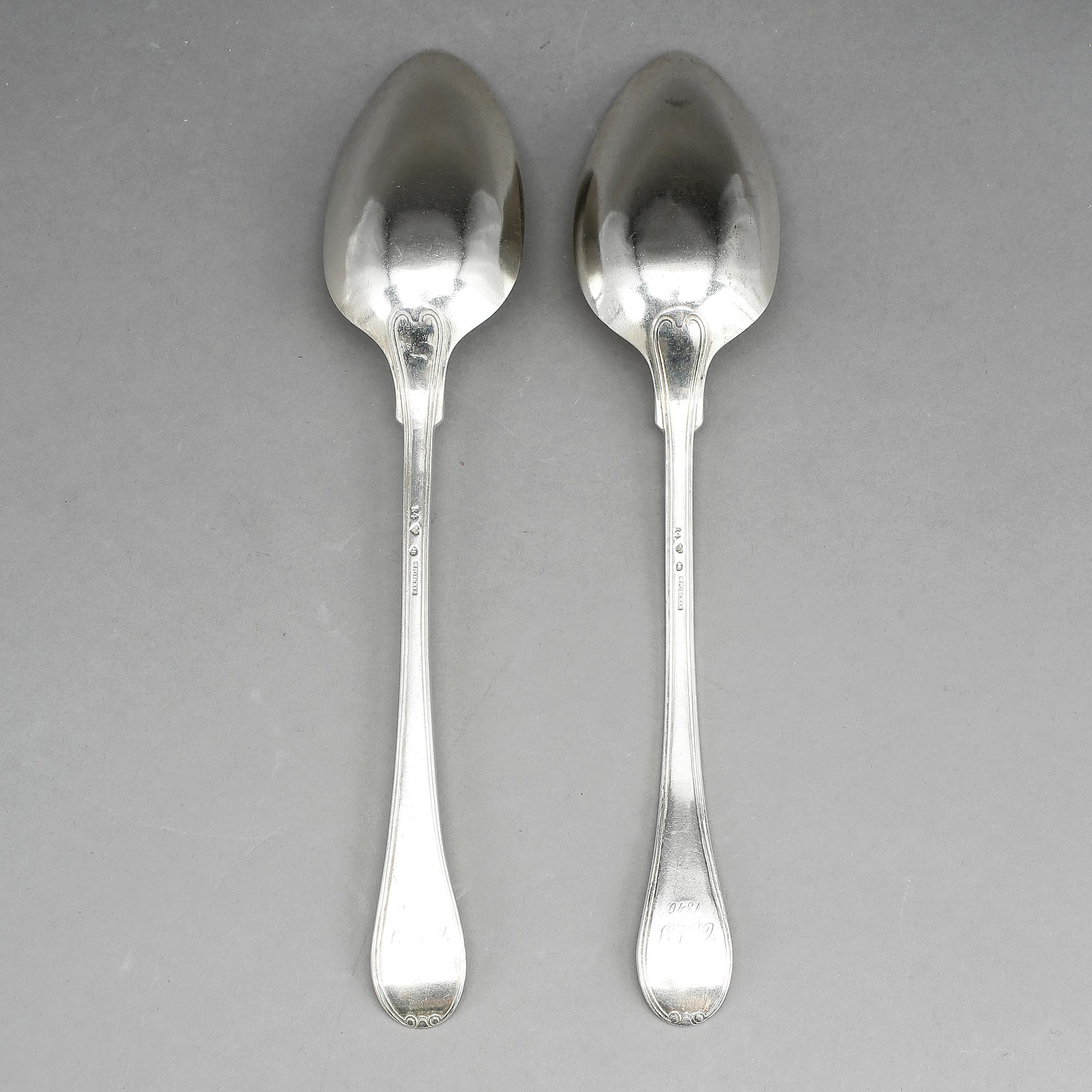 RAGUSKEDAR, ett par, silver, Gustaf Theodor Folcker, Stockholm 1840. Ca 230 gram.