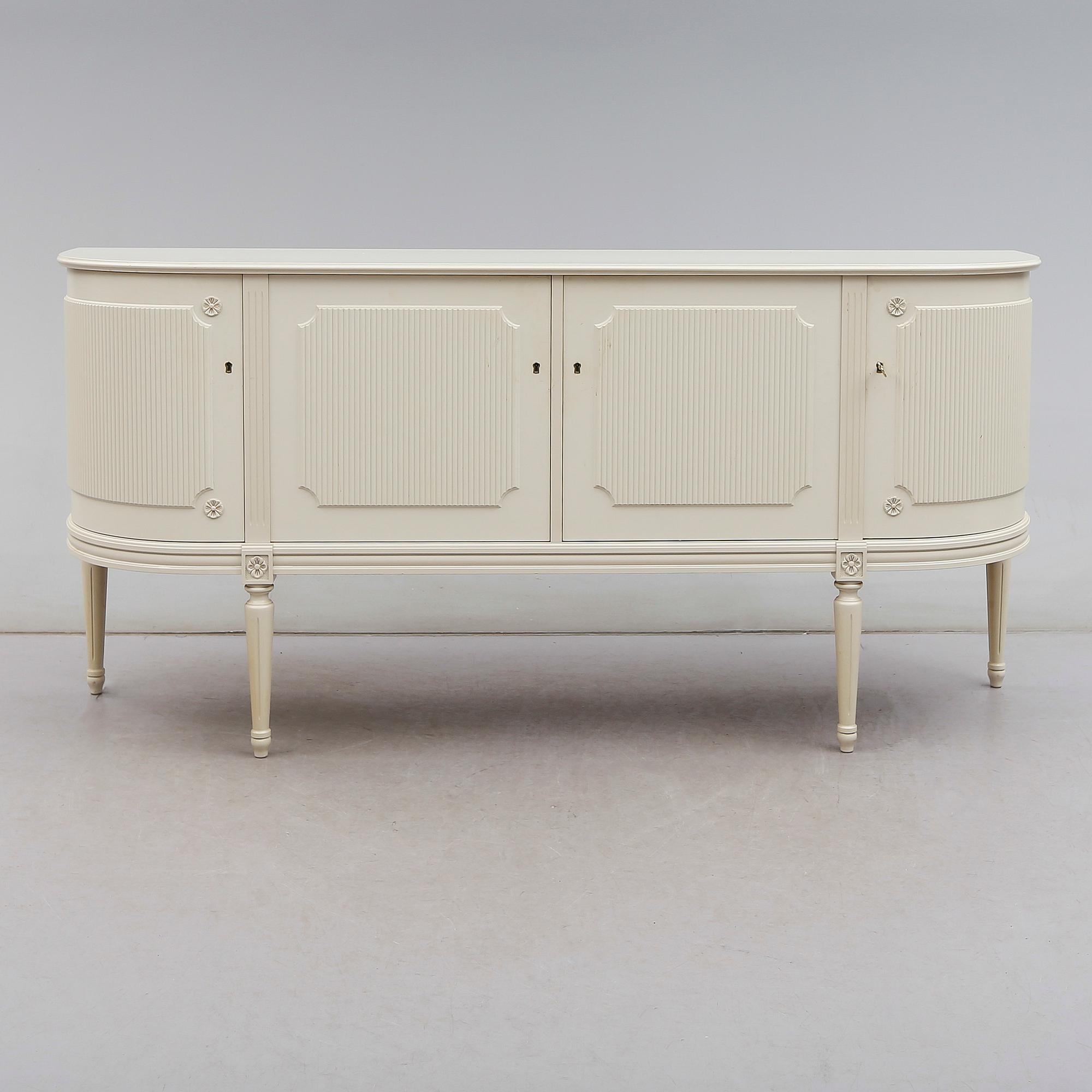 SIDEBOARD, gustaviansk stil, 1900-talets andra hälft.