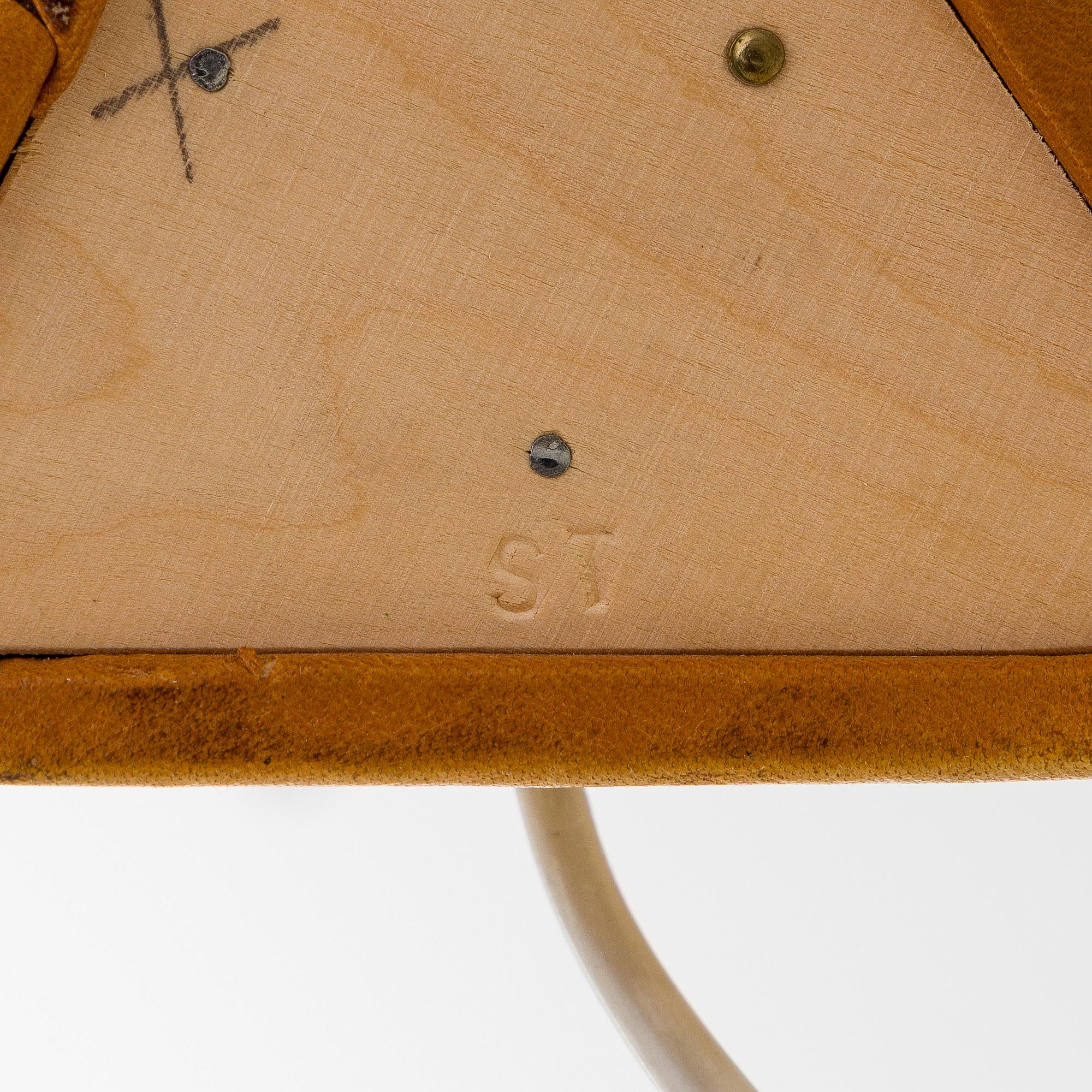 Lisa Johansson-Pape, a table lamp, model 3099, Stockmann Orno, mid 20th century.