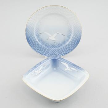 SERVISDELAR, 37 st, porslin, "Måsen", Bing & Gröndahl, Danmark, 1900-talets andra hälft.
