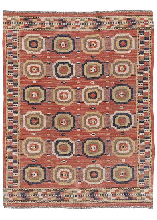 Märta Måås-Fjetterström, a 'Röda åttan' carpet, flat weave, c. 267 x 202 cm, signed MMF.