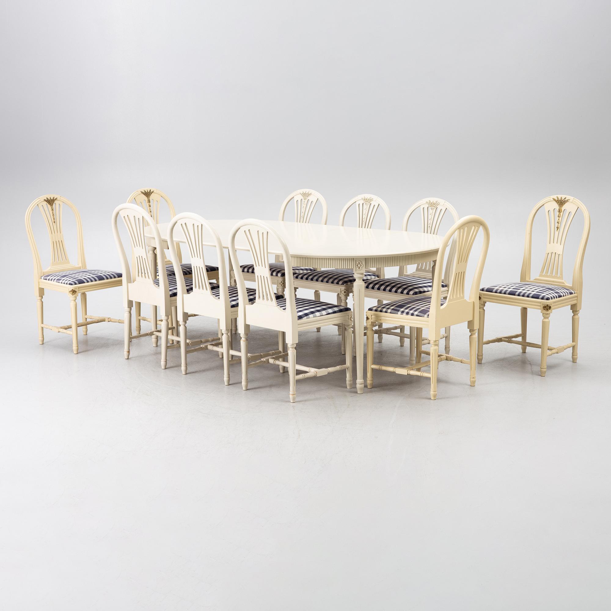 Dining table with 10 chairs, Gustavian style, second half of the 20th century.