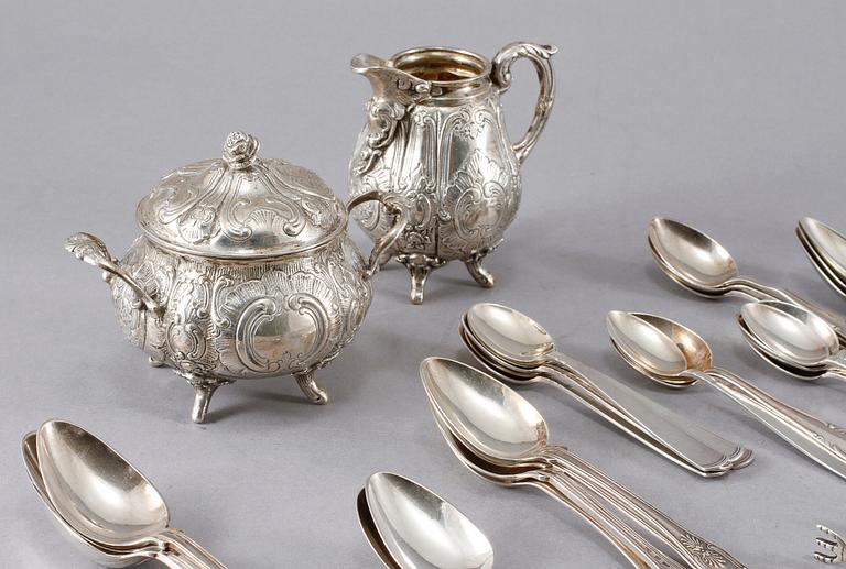 PARTI SILVER, 47 delar, 1800-1900-tal, mest Sverige, totalvikt 1270 gram.
