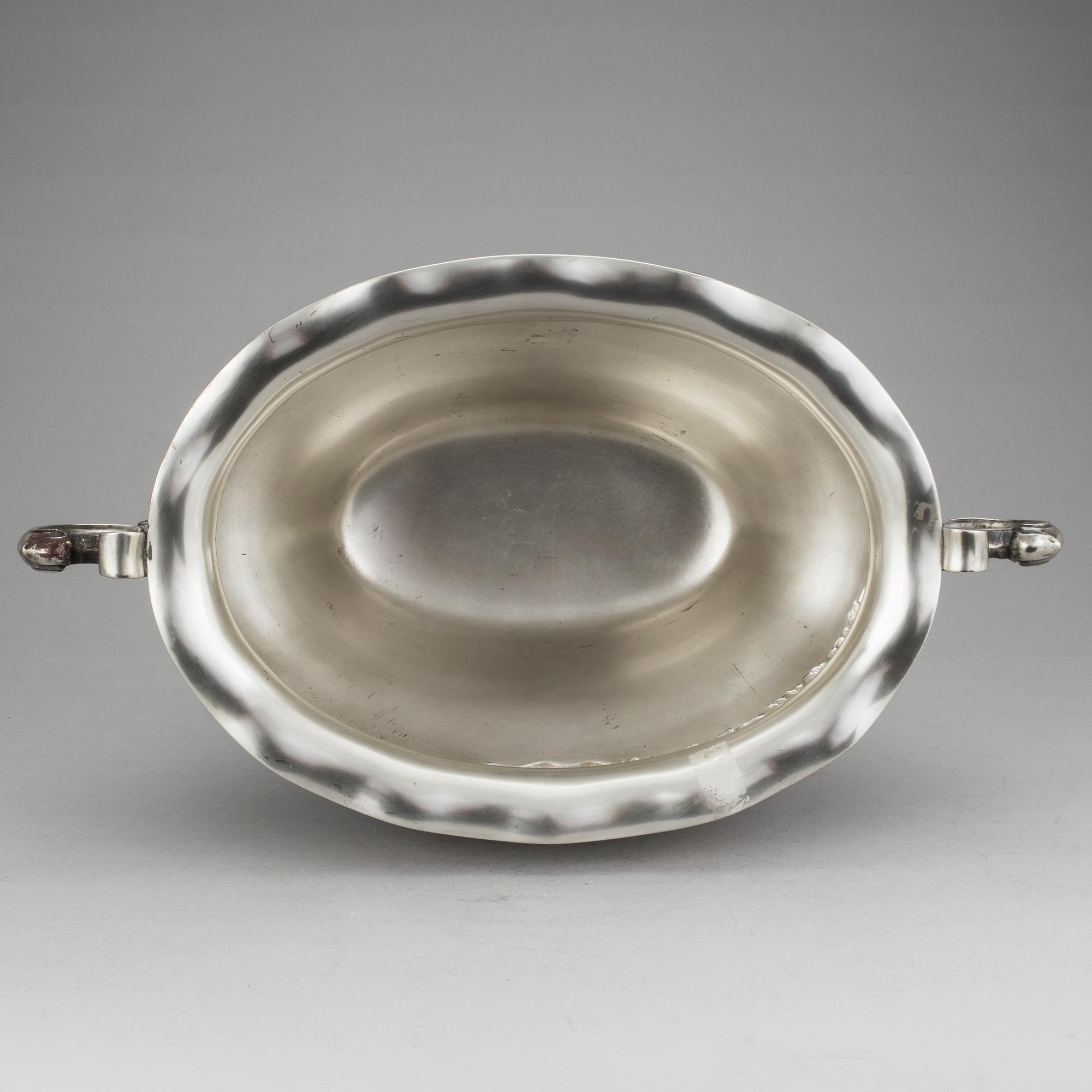 PRAKTSKÅL, CG Hallberg, Stockholm, 1920. Vikt 2100 g.