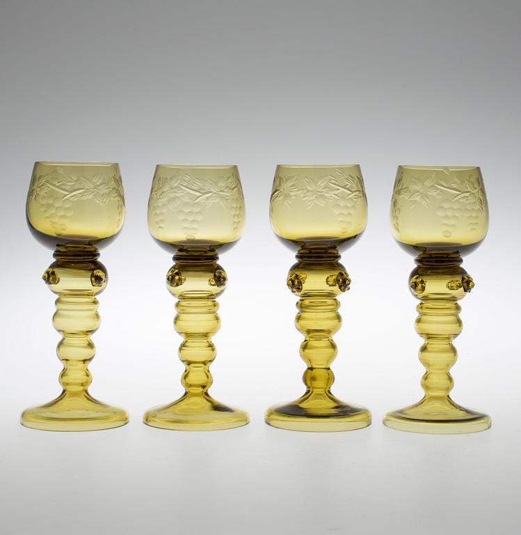 REMMARE, 12 st, glas, 1900-talets andra hälft.