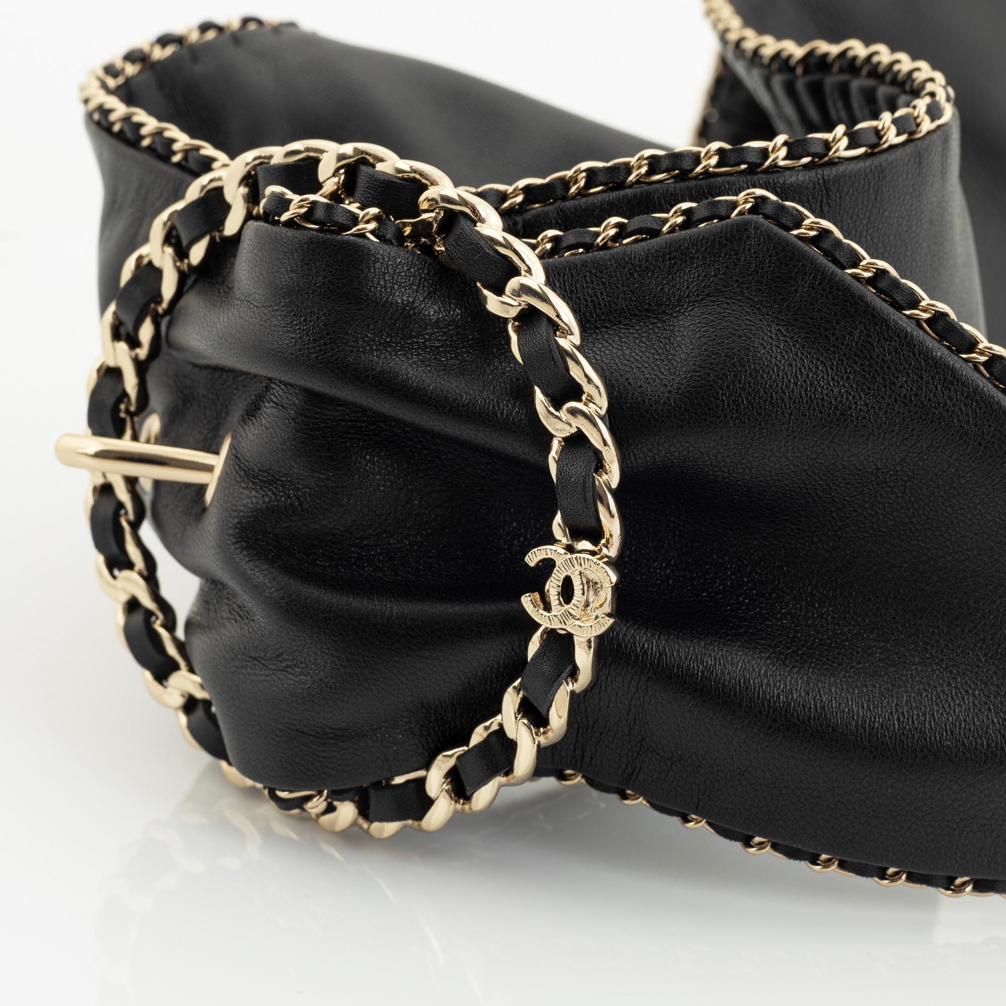 Chanel, skärp.