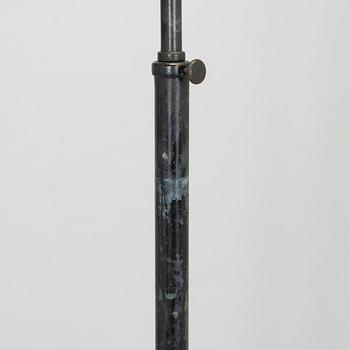 Paavo Tynell, golvlampa / ateljélampa, beställningsarbete, Taito 1933.