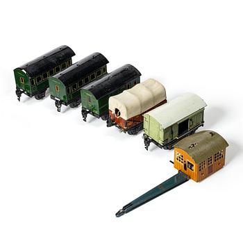 Märklin, 18 carriages and accessories, Germany, 1930s. 0 gauge.