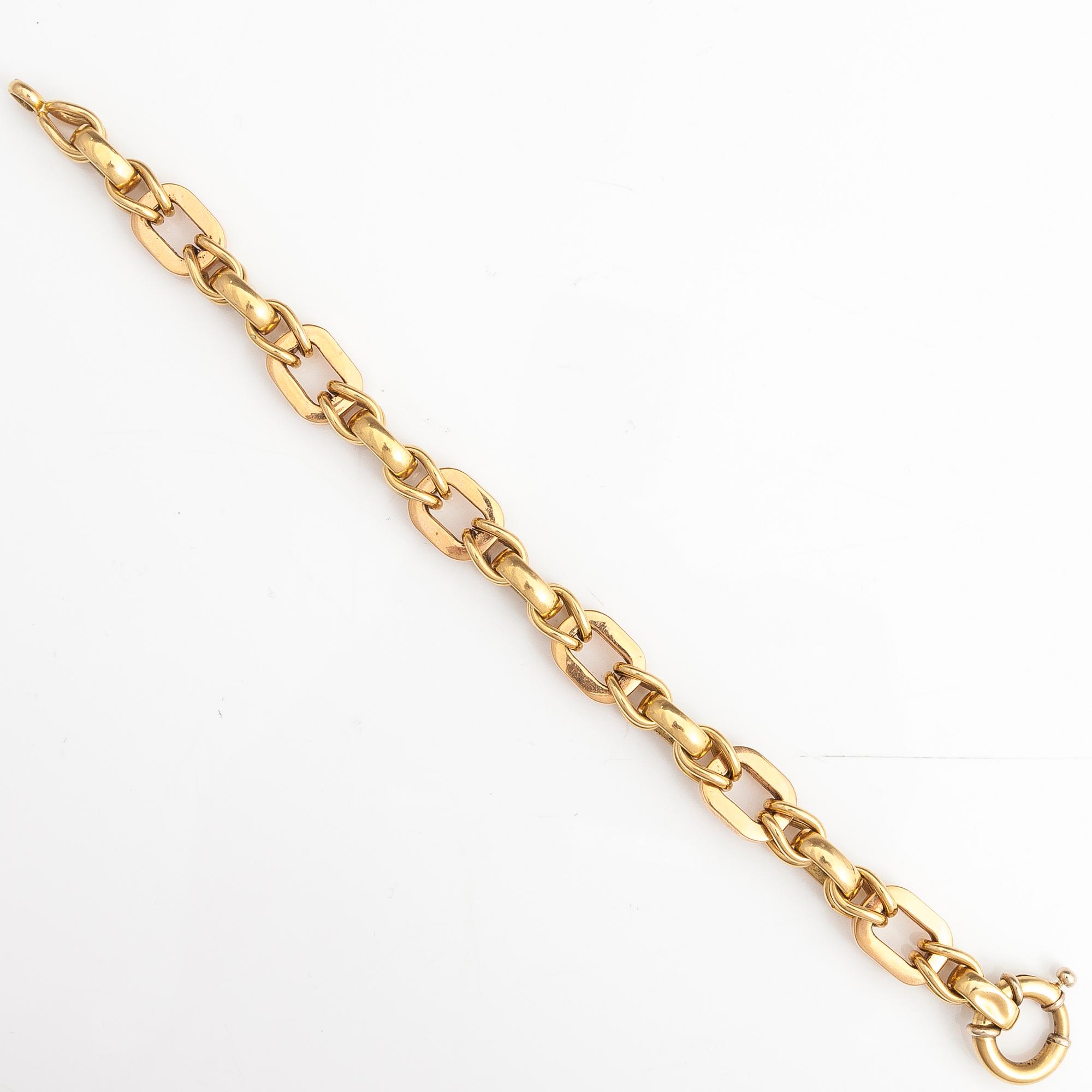 An 18K yellow and red gold bracelet. Italy.