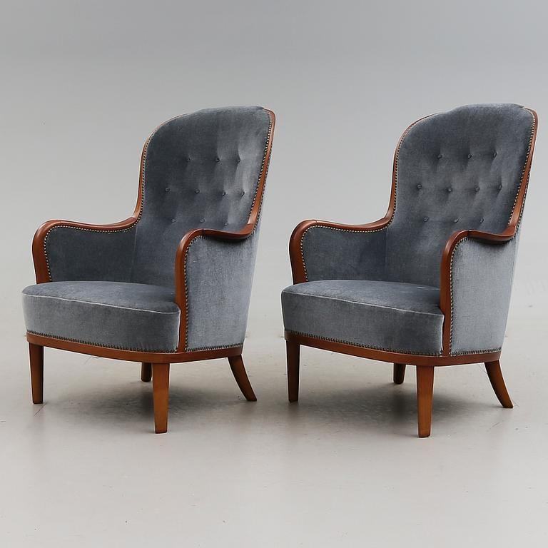 FÅTÖLJER, 1 par, "Advokaten", Carl Malmsten, 1900-talets andra hälft.