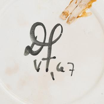 Dorrit von Fieandt, 4 lautasta, 2 signeerattu DvF-66 ja -67.