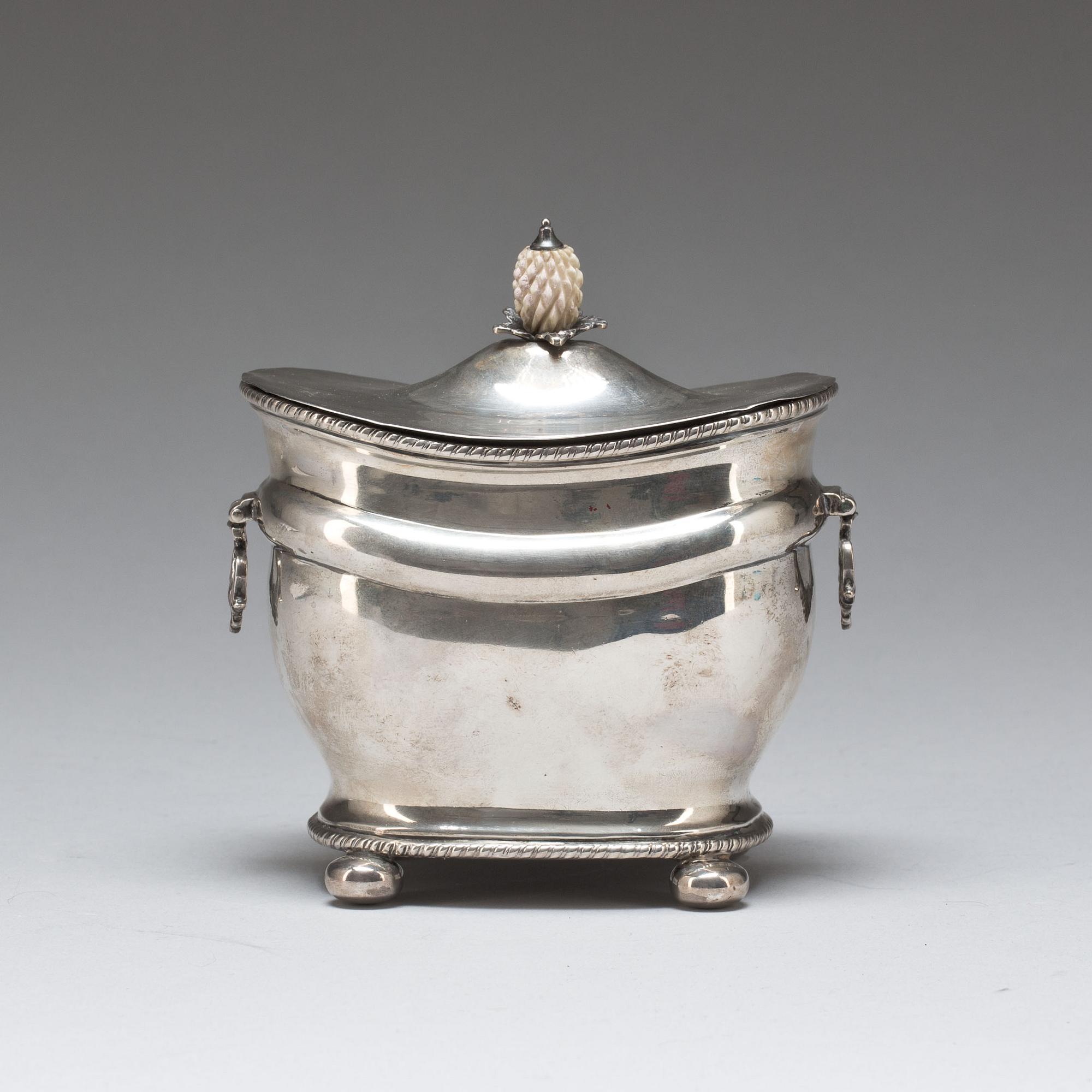 SOCKERSKRIN, silver, London, England 1904-05.