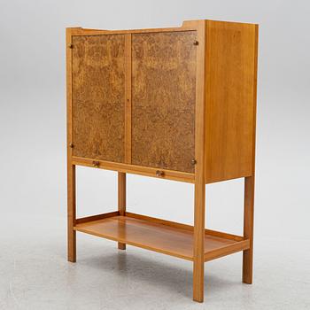 Josef Frank, a model 'B 2135' cabinet, Firma Svenskt Tenn, post 1985.