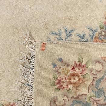 MATTA, sannolikt Kina, 1900-talets andra hälft, 365 x 265 cm.