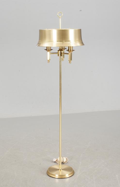 GOLVLAMPA, mässing, 1900-talets andra hälft.