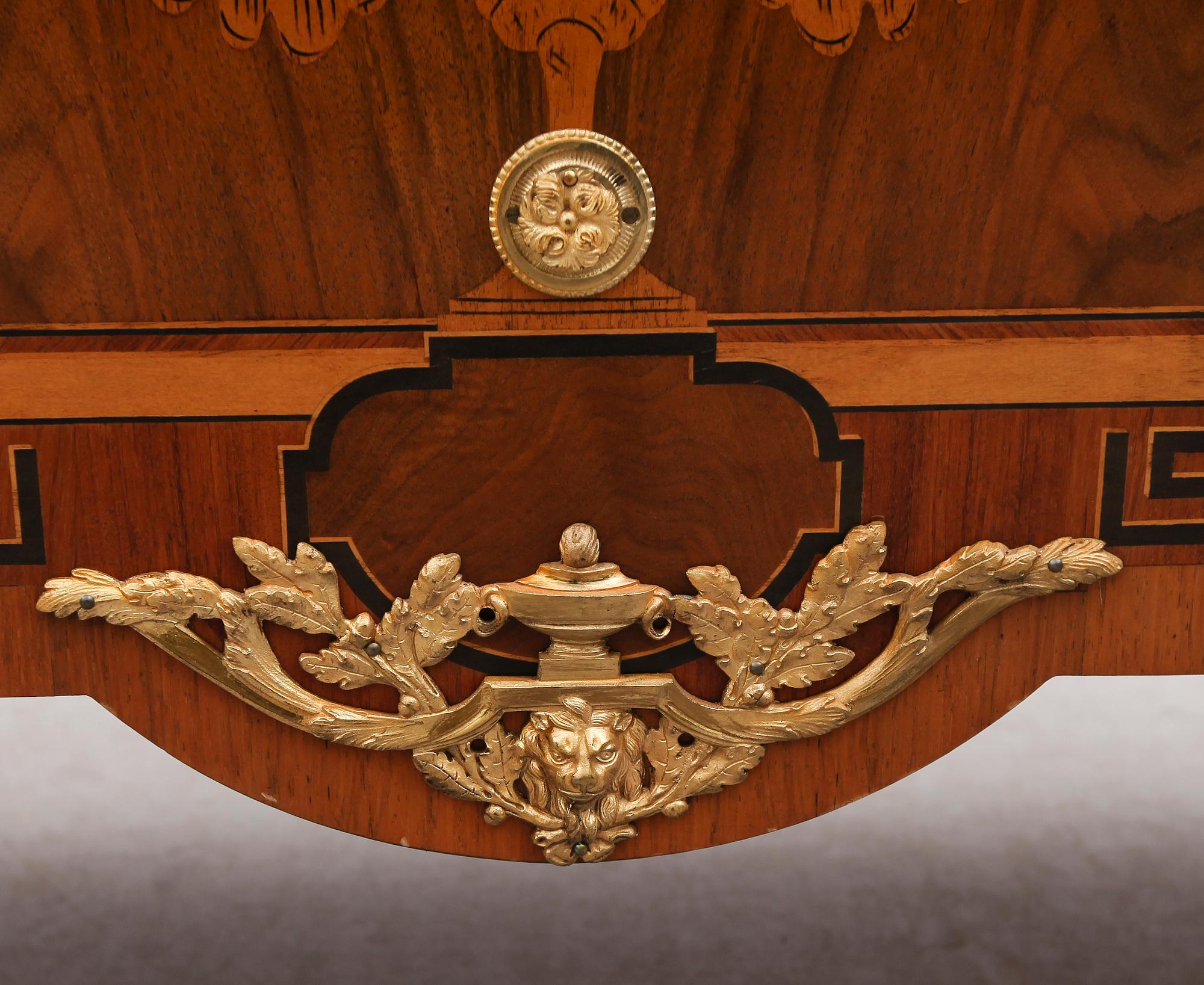 BYRÅ, gustaviansk stil, 1900-talets andra hälft.