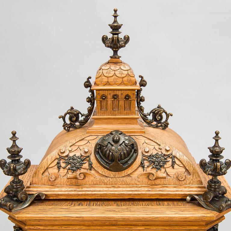 A German Lenzkirch Mantle Clock, 1906.