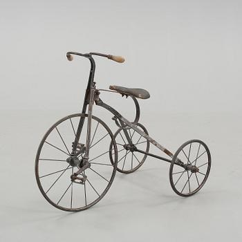 BARNCYKEL, kring sekelskiftet 1800/1900.