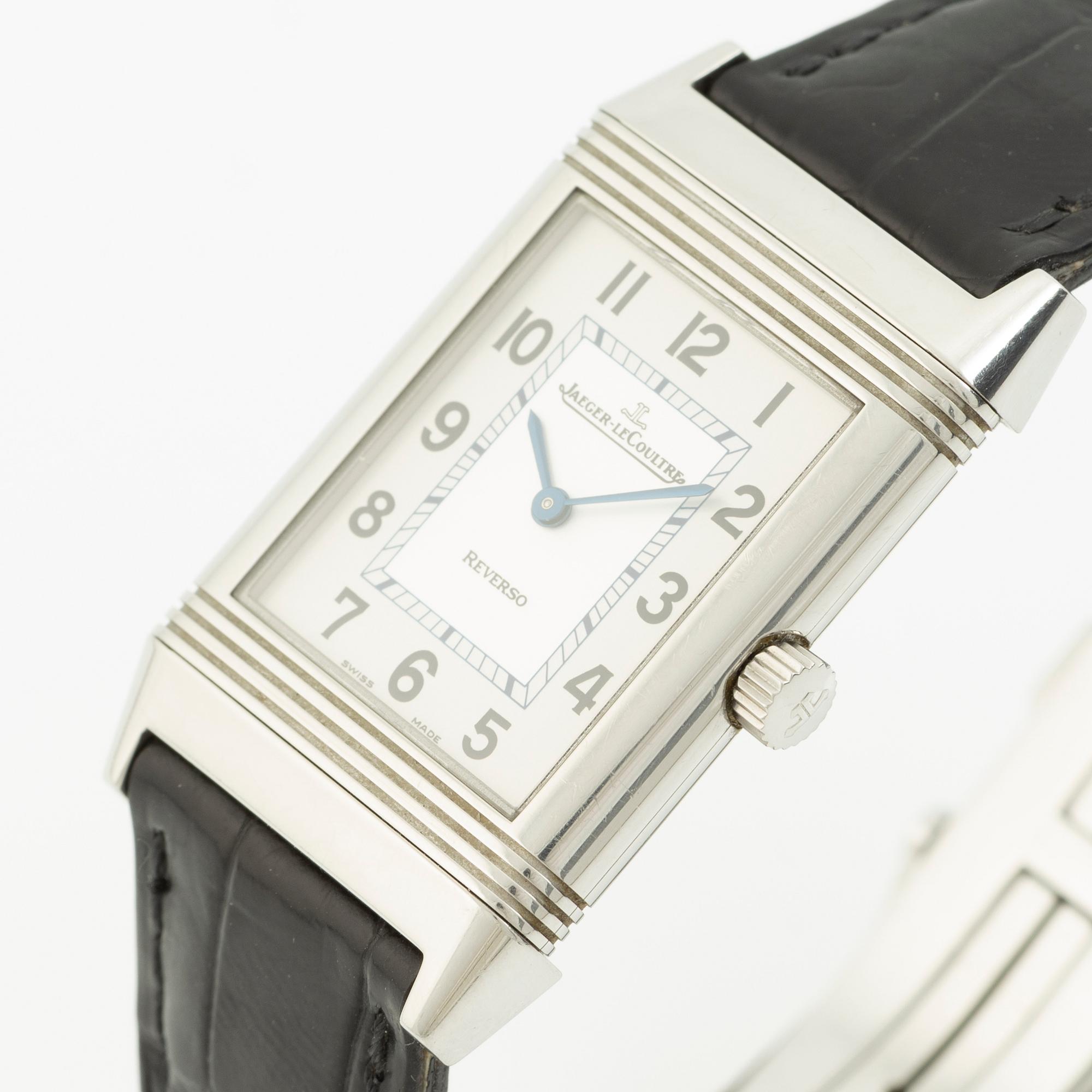 Jaeger-LeCoultre, Reverso Classique, wristwatch, 38.5 x 23.05 mm.