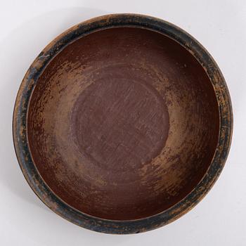 Skålar, 7 st, samt ett tråg, allmoge, 1800-tal.