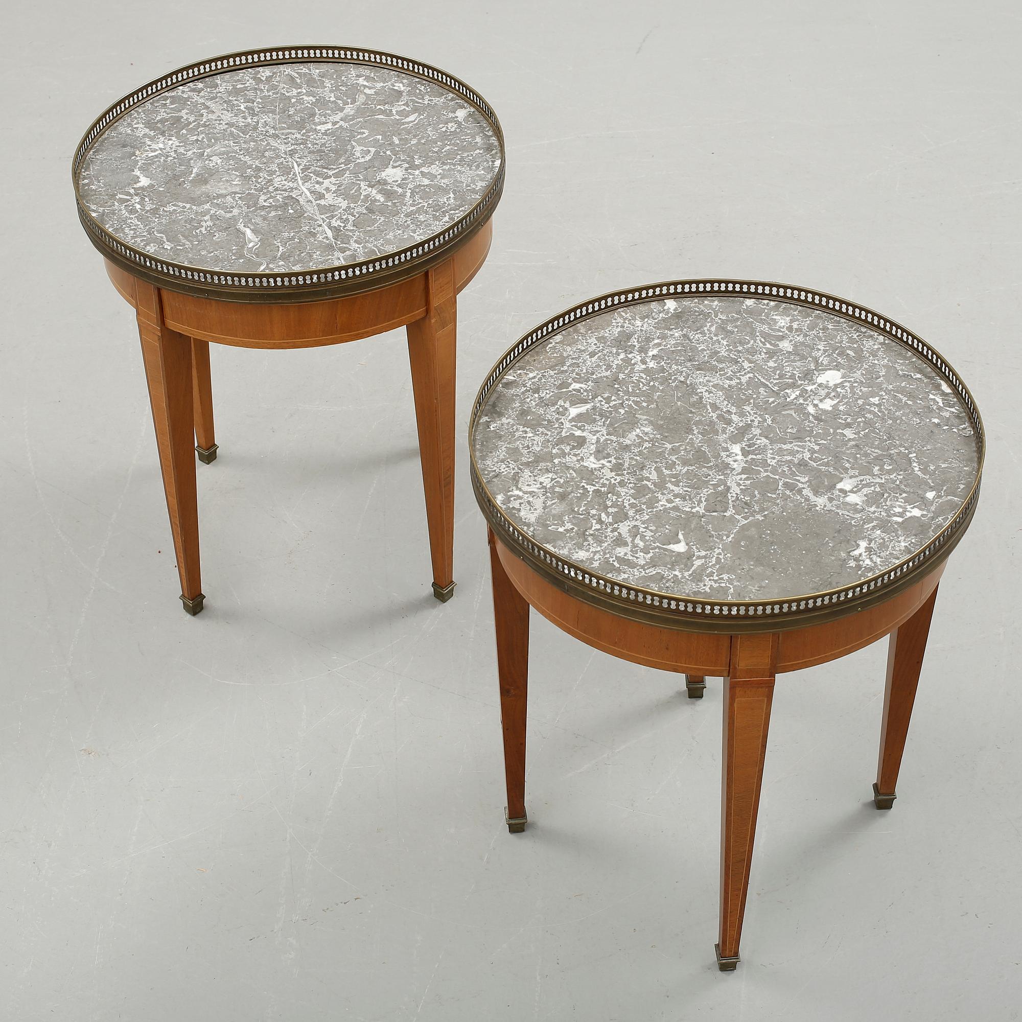 LAMPBORD, ett par, Louis XVI-stil, 1900-talets första hälft.