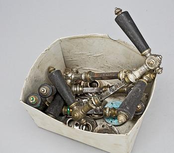 DÖRRHANDTAG, 5 par, 1900-talets början.