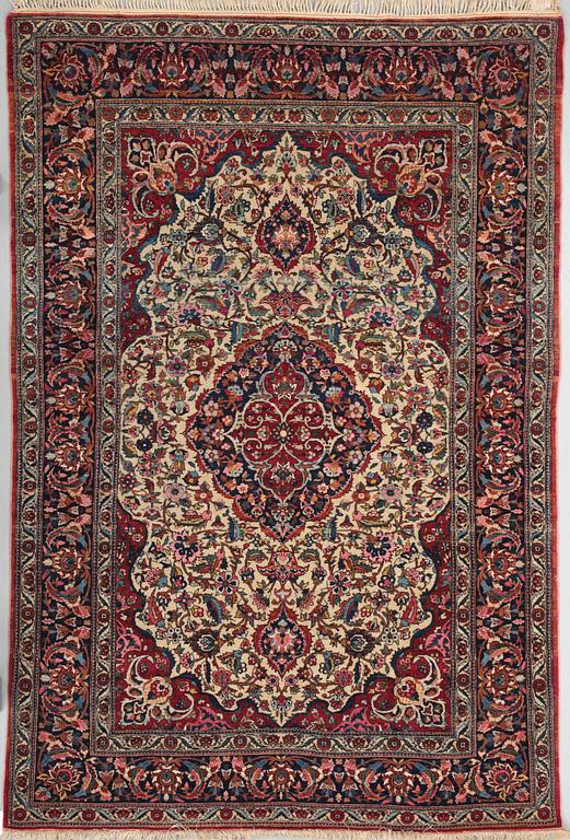 MATTA, semiantik Isfahan, ca 200 x 145 cm.