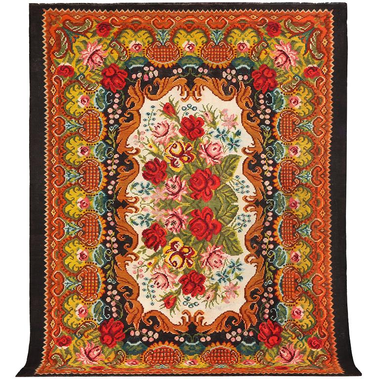 Matta, besarabisk Kelim/rosenkelim, ca. 270 x 207 cm.
