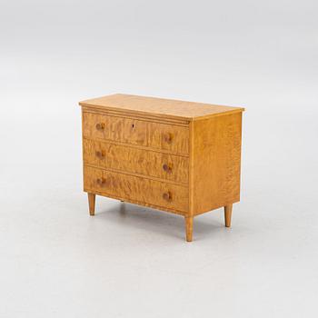 A chest of drawers, 1930's/40's.