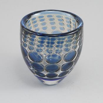 VAS, glas, Ariel, Ingeborg Lundin, Orrefors, omkring 1900-talets mitt.