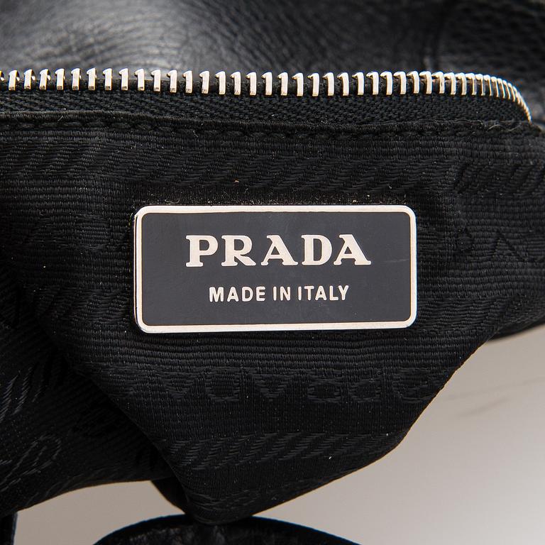 Prada, väska.