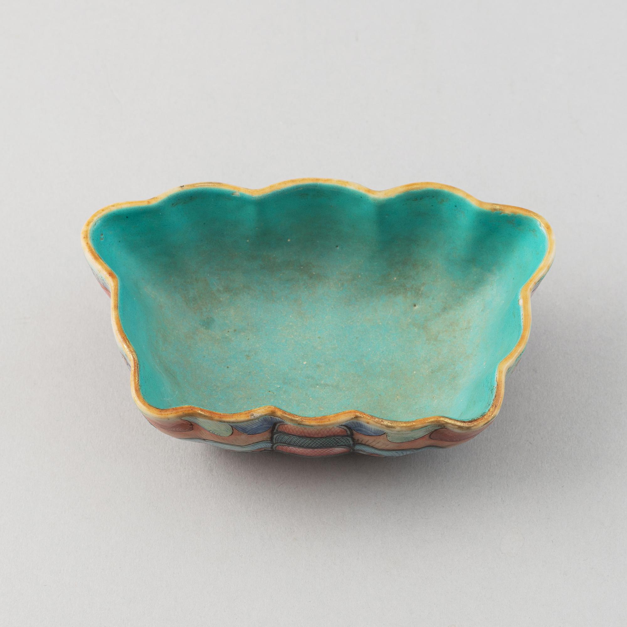 Skål, porslin. Kina, tidigt 1900-tal.