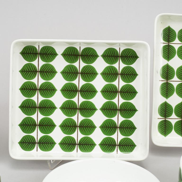 Stig Lindberg, mat- och teservis, porslin, 46 delar, "Berså"
Gustavsberg.