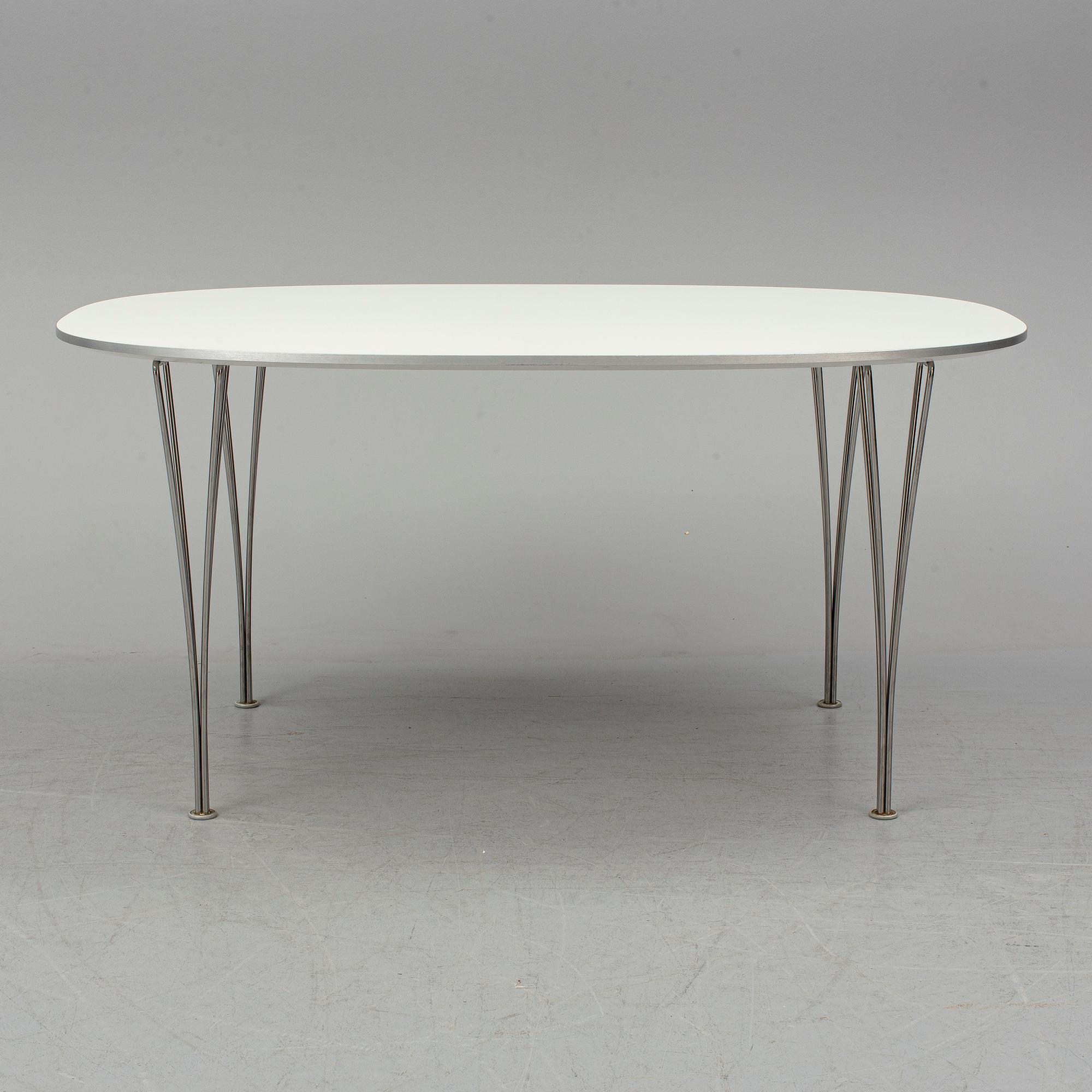 BRUNO MATHSSON & PIET HEIN, bord, "Superelips", Republic of Fritz Hansen, Denmark, MIAB Sverige, 2012.