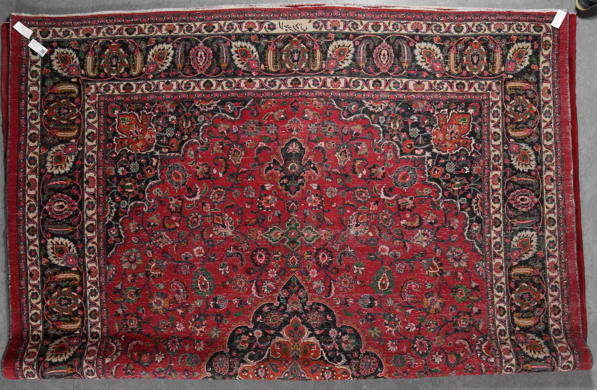 MATTA, Meshed. Ca 393 x 300 cm.