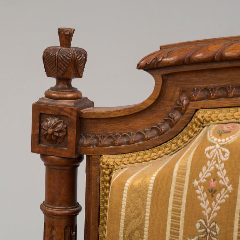 An early 20th century armchair.