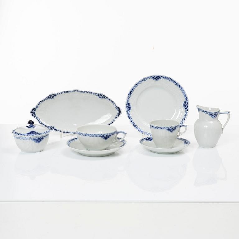 Royal Copenhagen, servisdelar, 26 st, "Princess", Danmark.