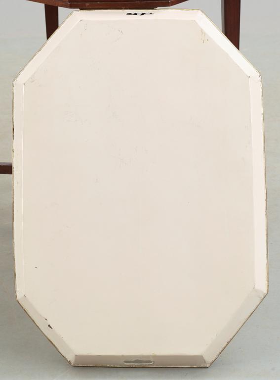 BRICKBORD, sengustavianskt omkring 1800.