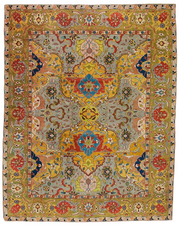 CARPET. Semi-antique Tabriz Petag. 385,5 x 307 cm.