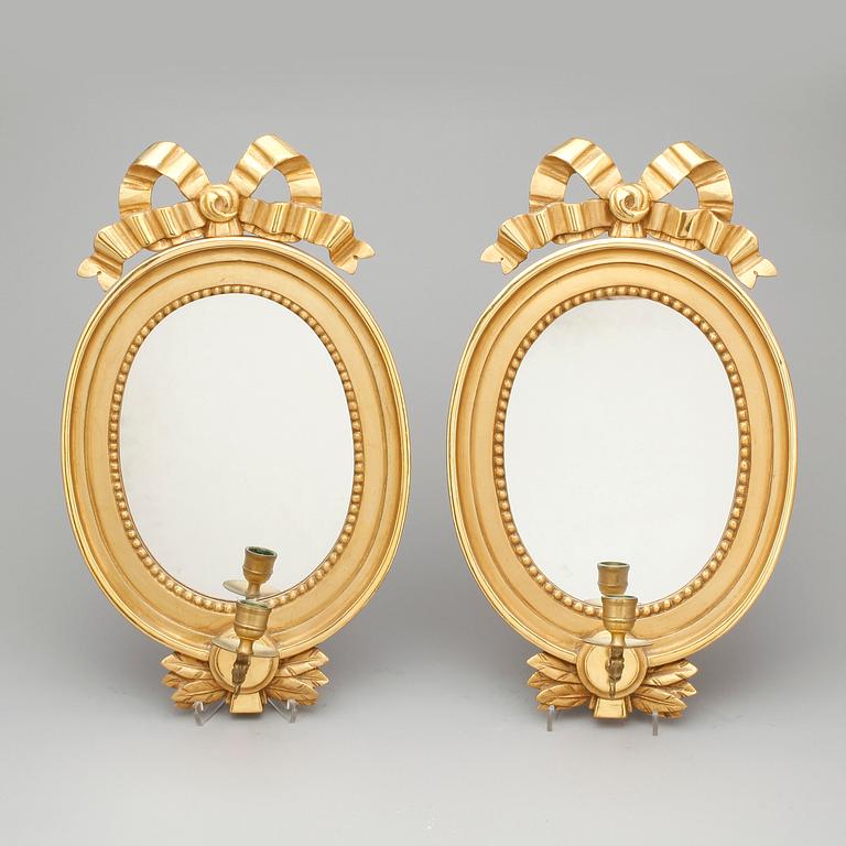 SPEGELLAMPETTER, ett par, gustaviansk stil, 19/2000-tal.