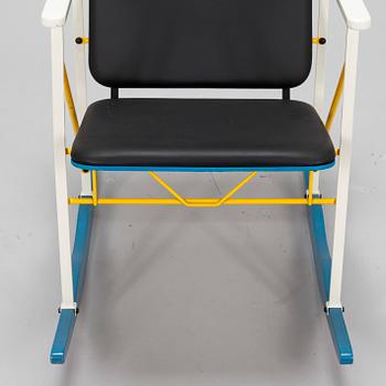 Yrjö Kukkapuro,  gungstol, "A509", Avarte 1980-tal.