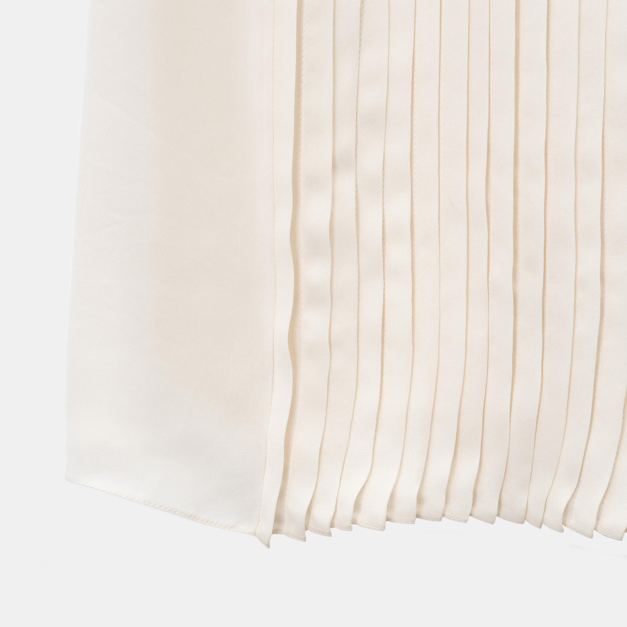 Chloé, an embroidered silk top, size 34.