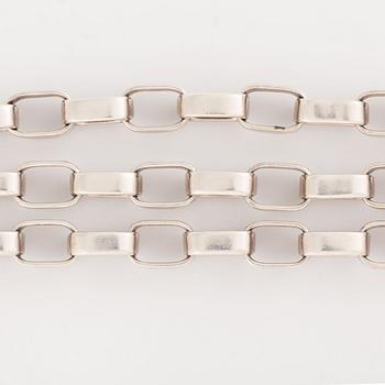 A Sven Erik Högberg silver bracelet.