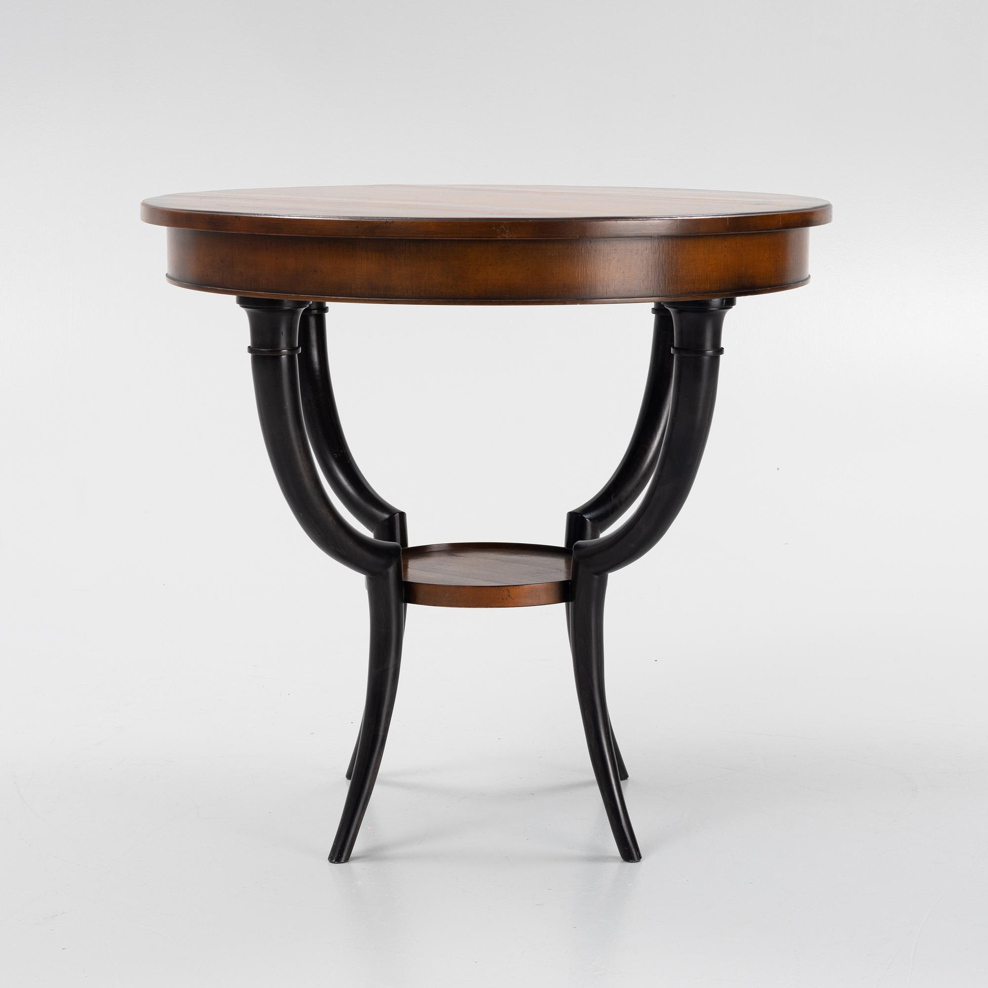 Sidobord, Baker Furniture, USA, 2000-tal.