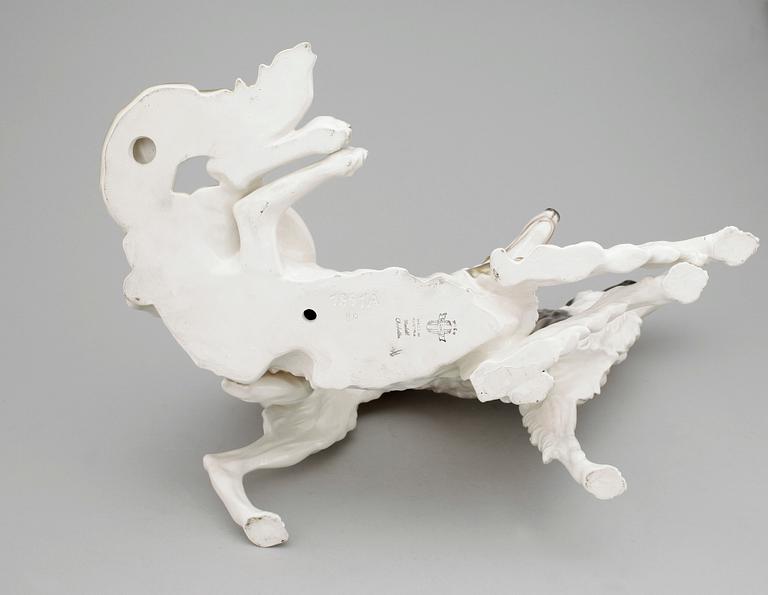 FIGURIN, porslin, Keramos Ramoz, Austria, Wien. 1900-talets andra hälft.