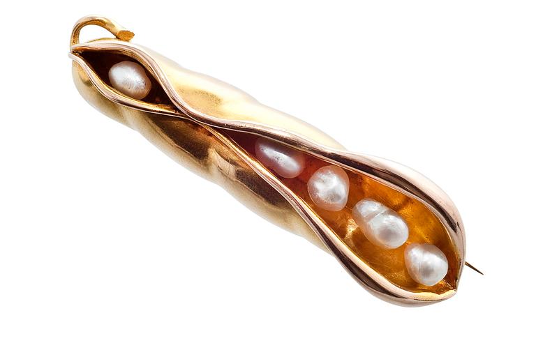 A BROOCH.