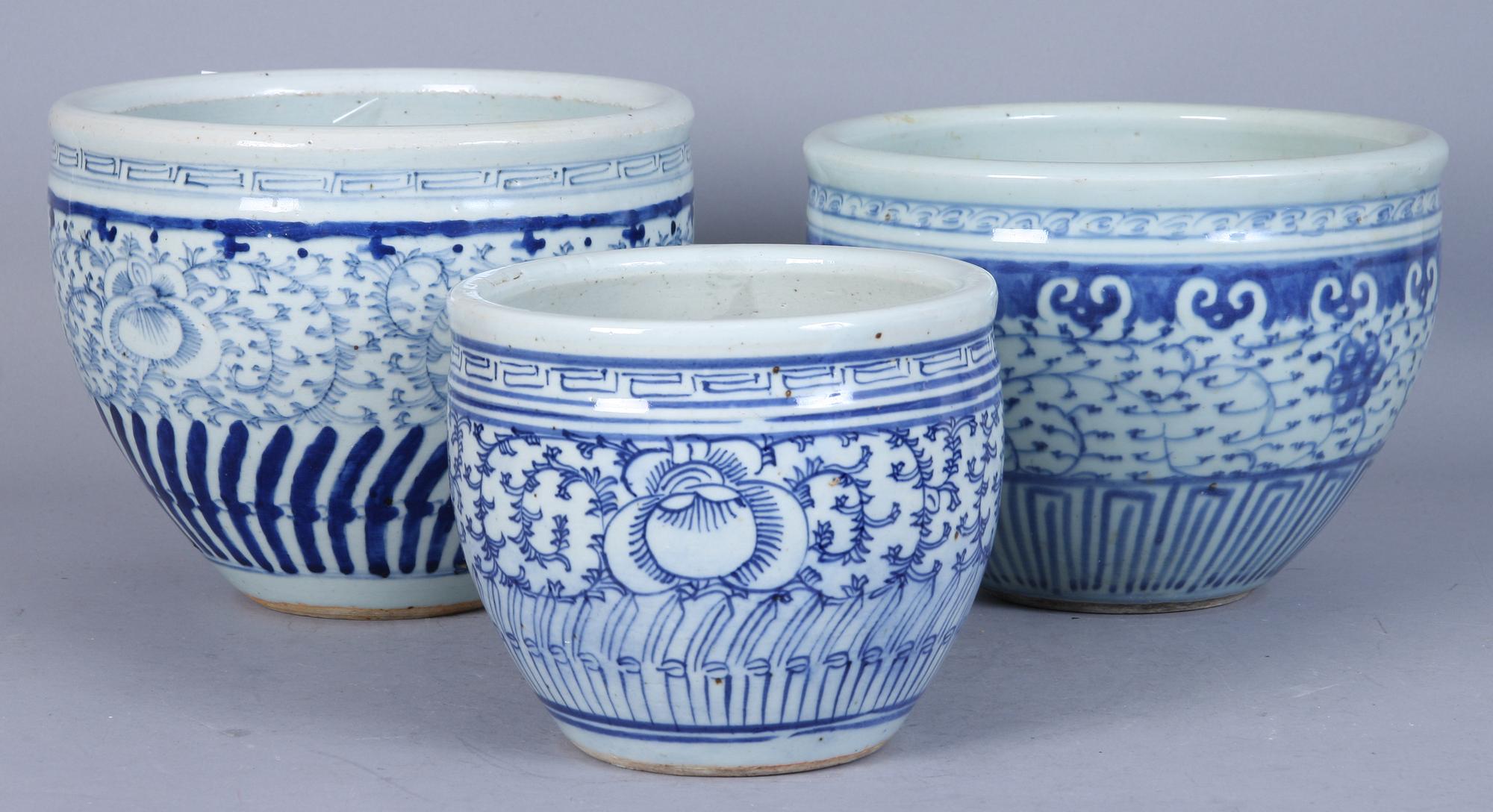 YTTERFODER, 3 st, porslin, Kina, 1800-tal.