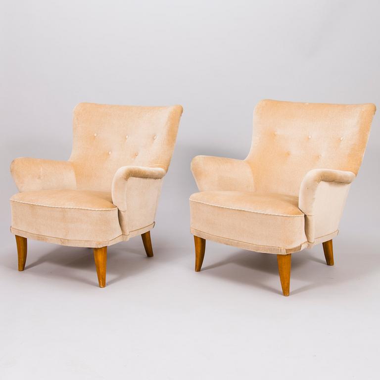 CARL-JOHAN BOMAN, a pair of 1940's armchairs for Ab Boman Oy.